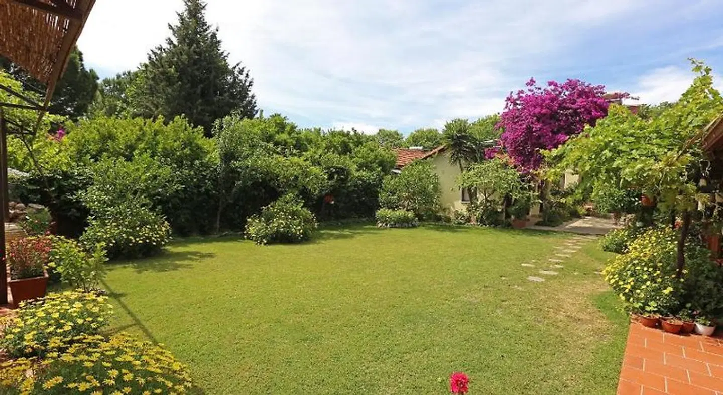 Midas Pension Garten
