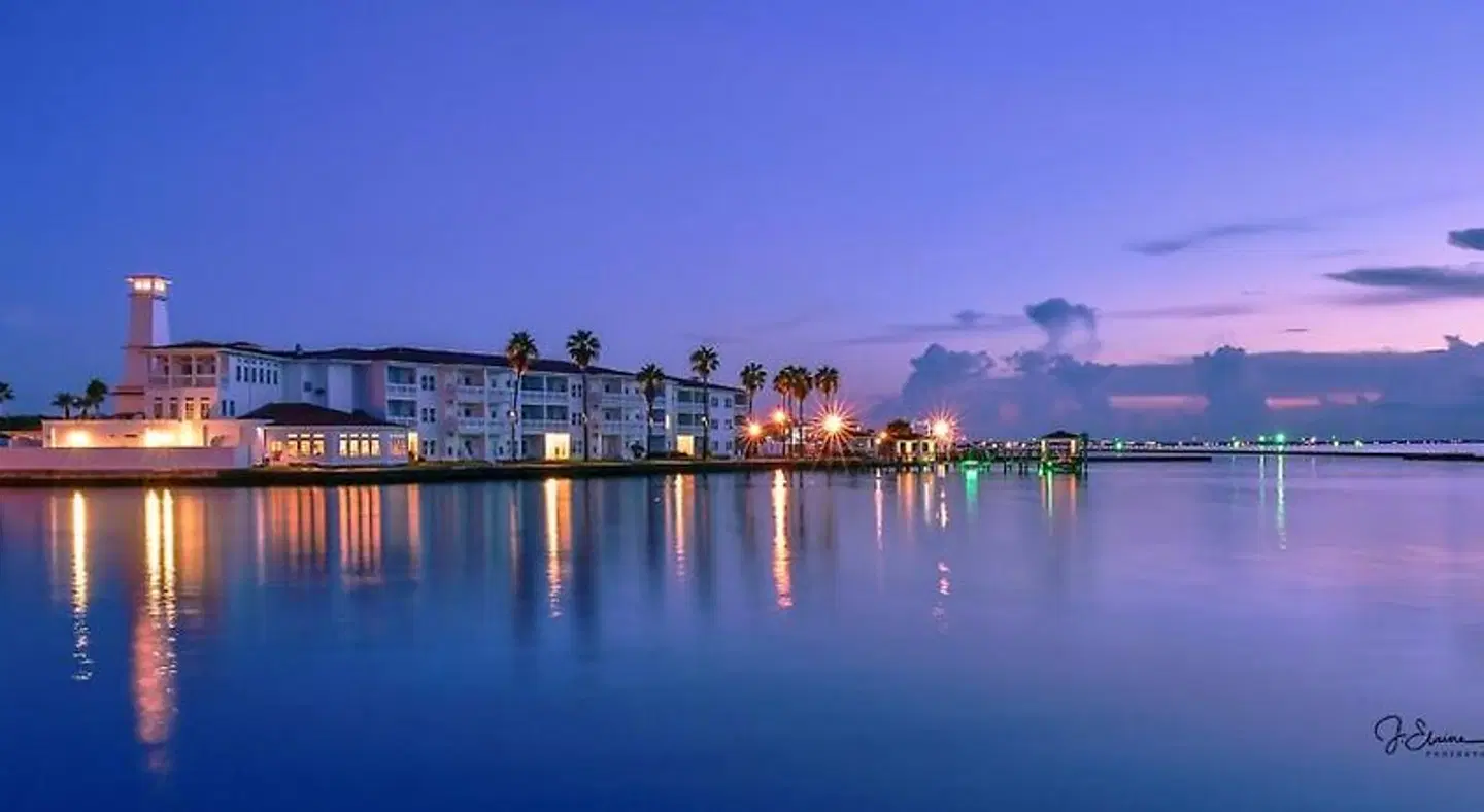 The Lighthouse Inn at Aransas Bay Strand