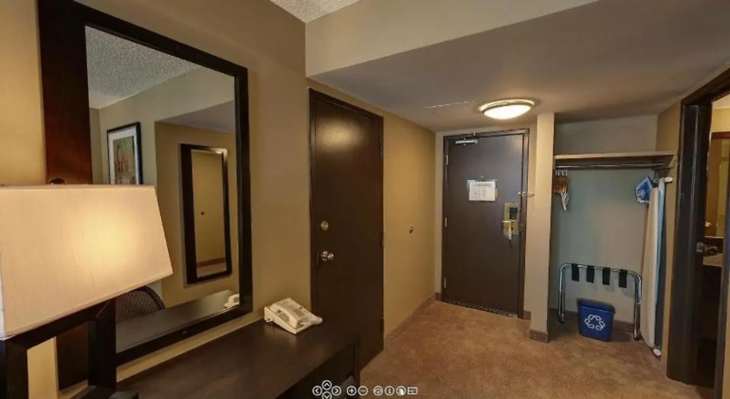 Days Inn Calgary Northwest Badezimmer