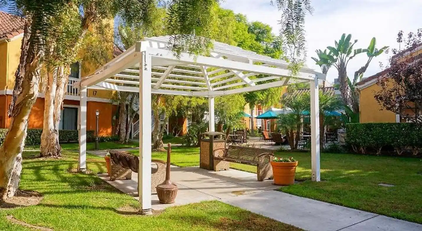 Clementine Hotel & Suites Anaheim Garten