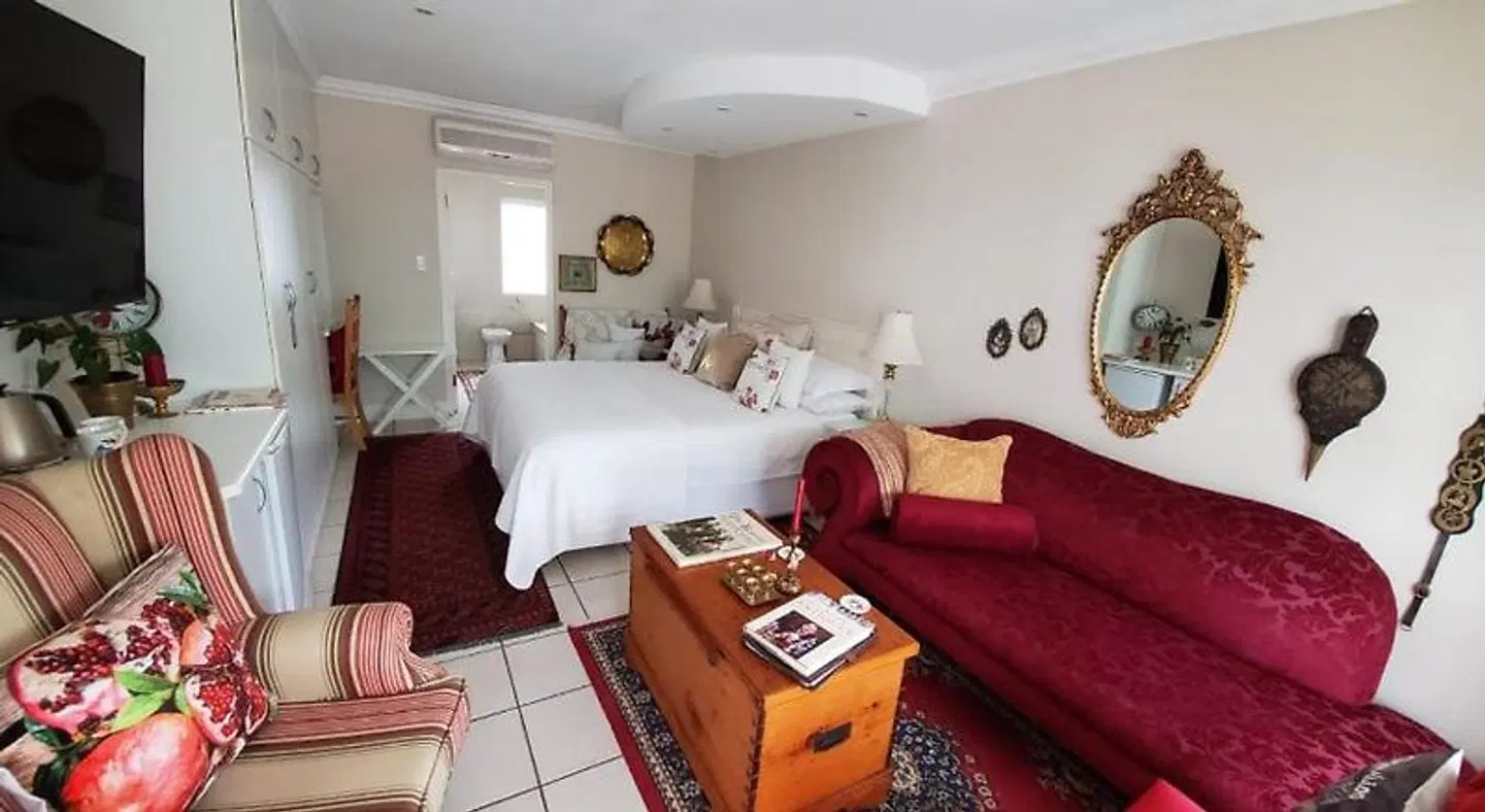 Gordon's Beach Lodge ROOM_EXAMPLE