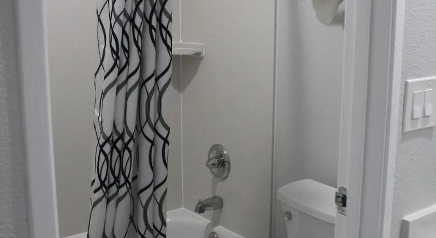 SureStay Hotel by Best Western Chowchilla Yosemite Badezimmer