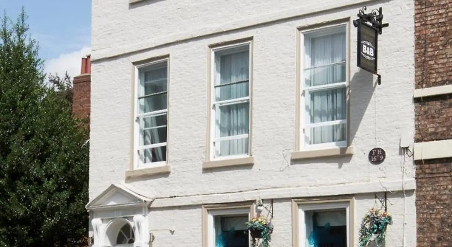 Georgian House EXTERIOR