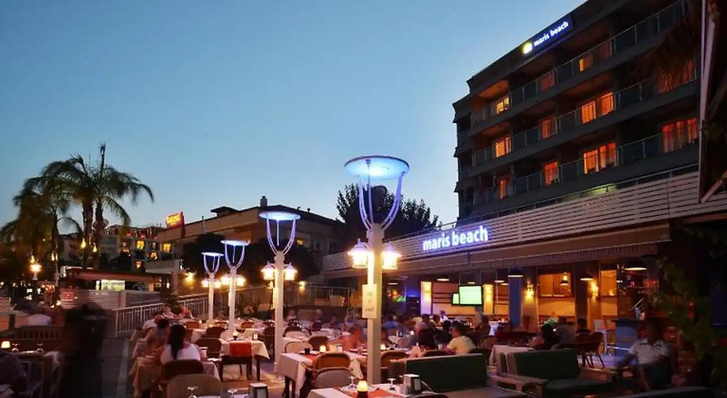 Maris Beach Terrasse