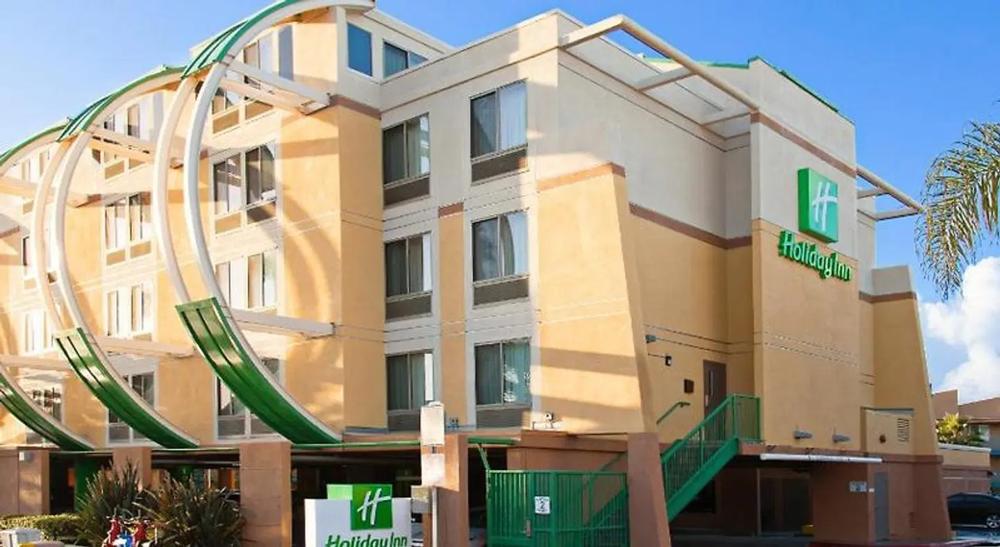 Holiday Inn Oceanside Camp Pendleton Area by IHG EXTERIOR