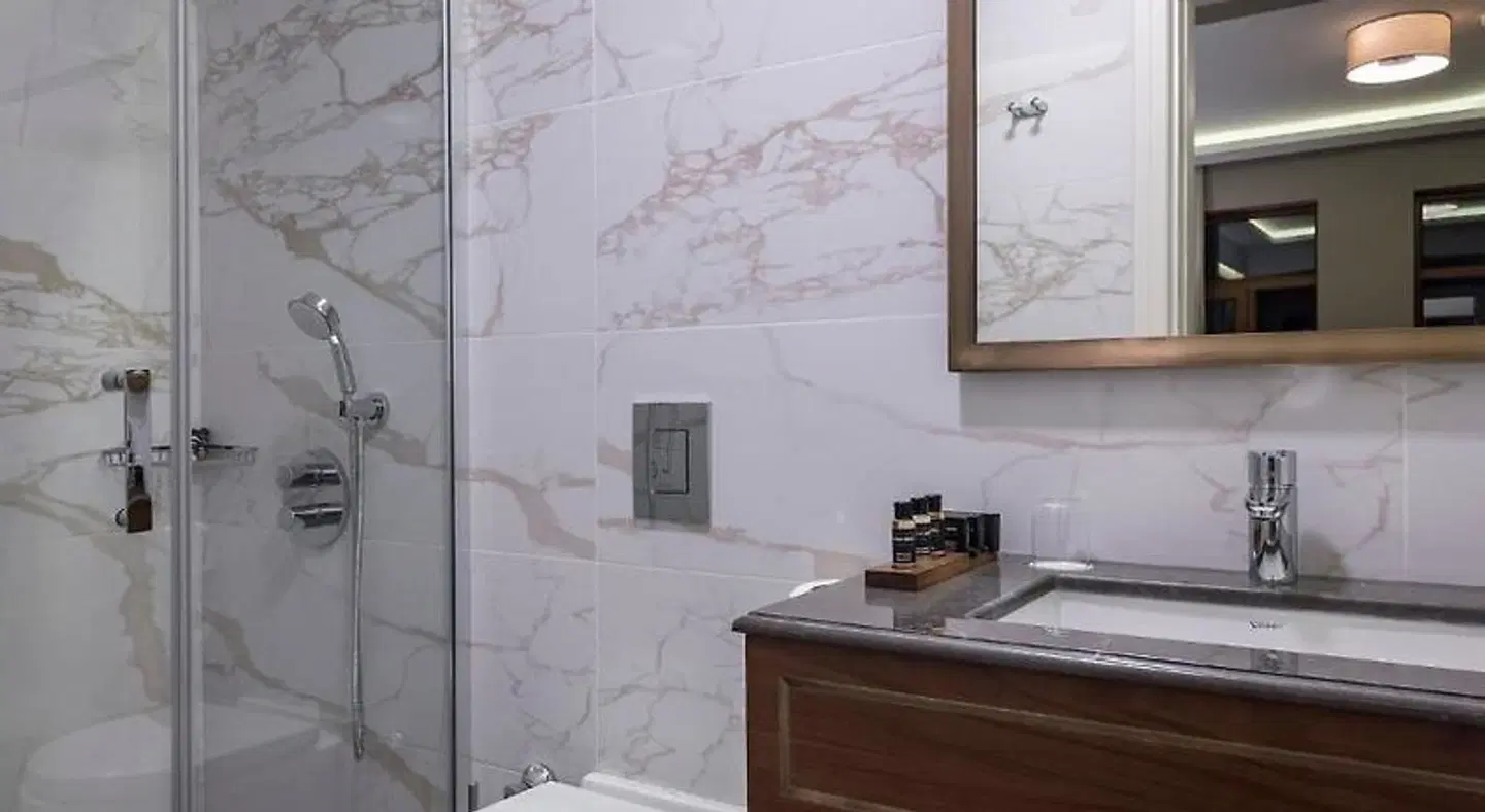 Azzap Hotel Galata Badezimmer