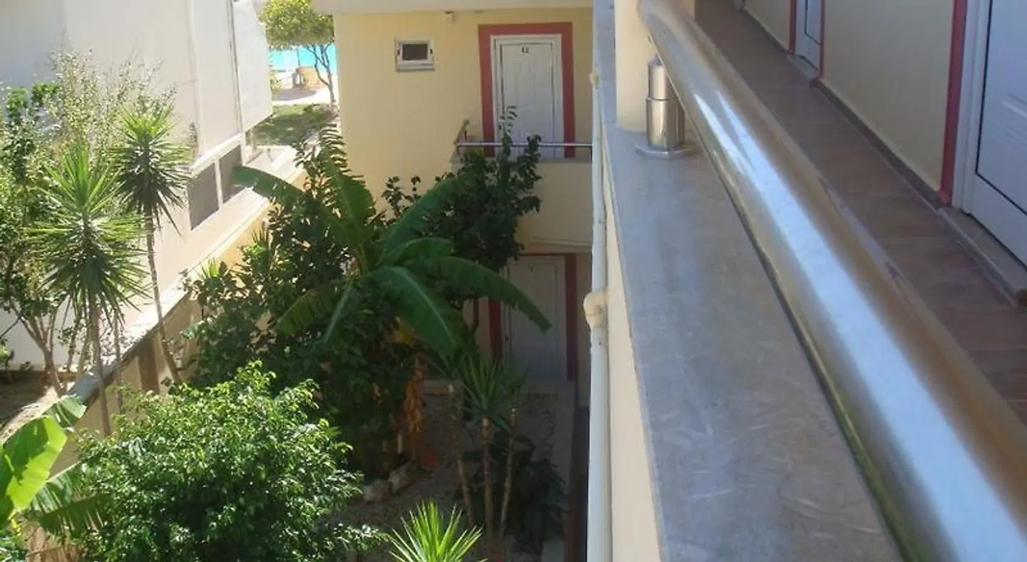 Billy's Studios EXTERIOR
