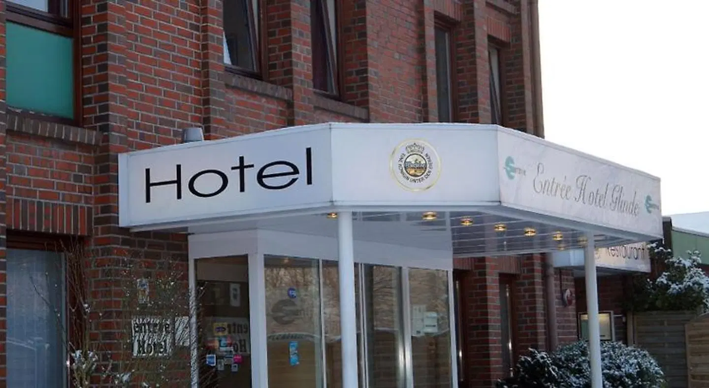 Entrée Hotel Glinde EXTERIOR