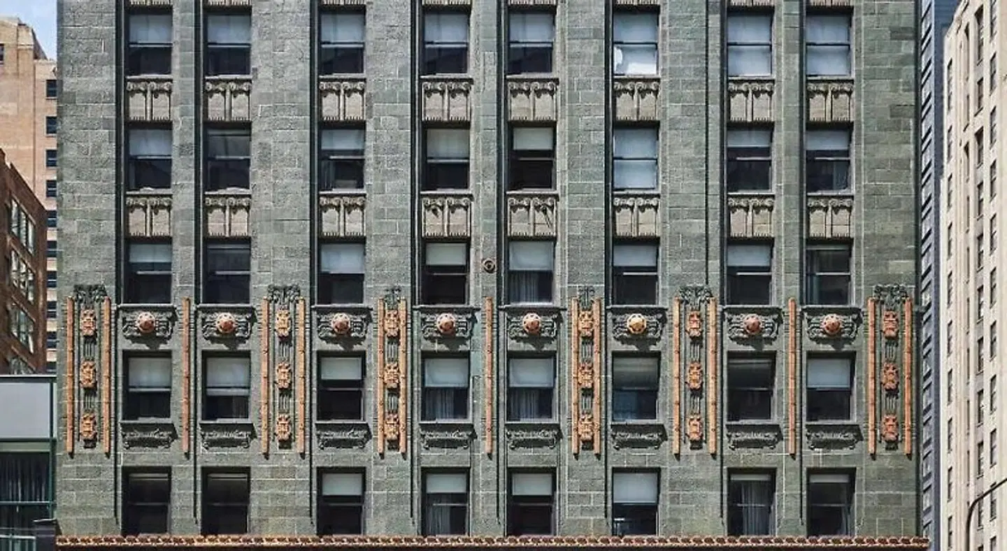 St. Jane Chicago EXTERIOR