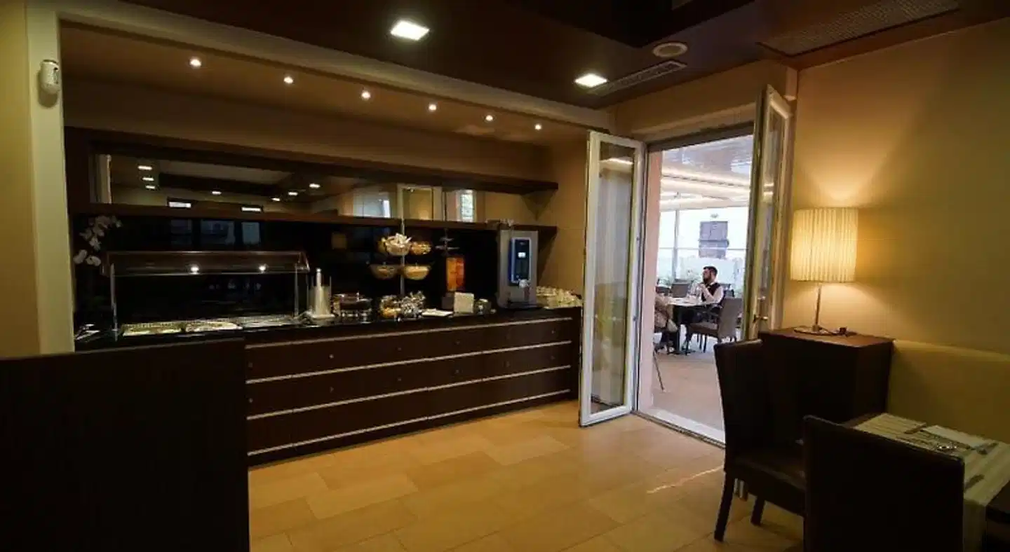 Hotel Clarin 14 by Dori Bar