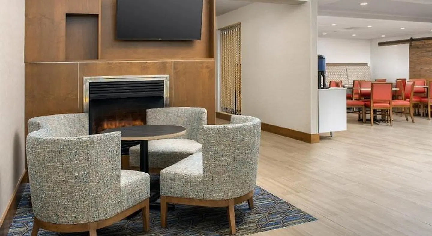 Holiday Inn Express & Suites Annapolis by IHG ROOM_EXAMPLE