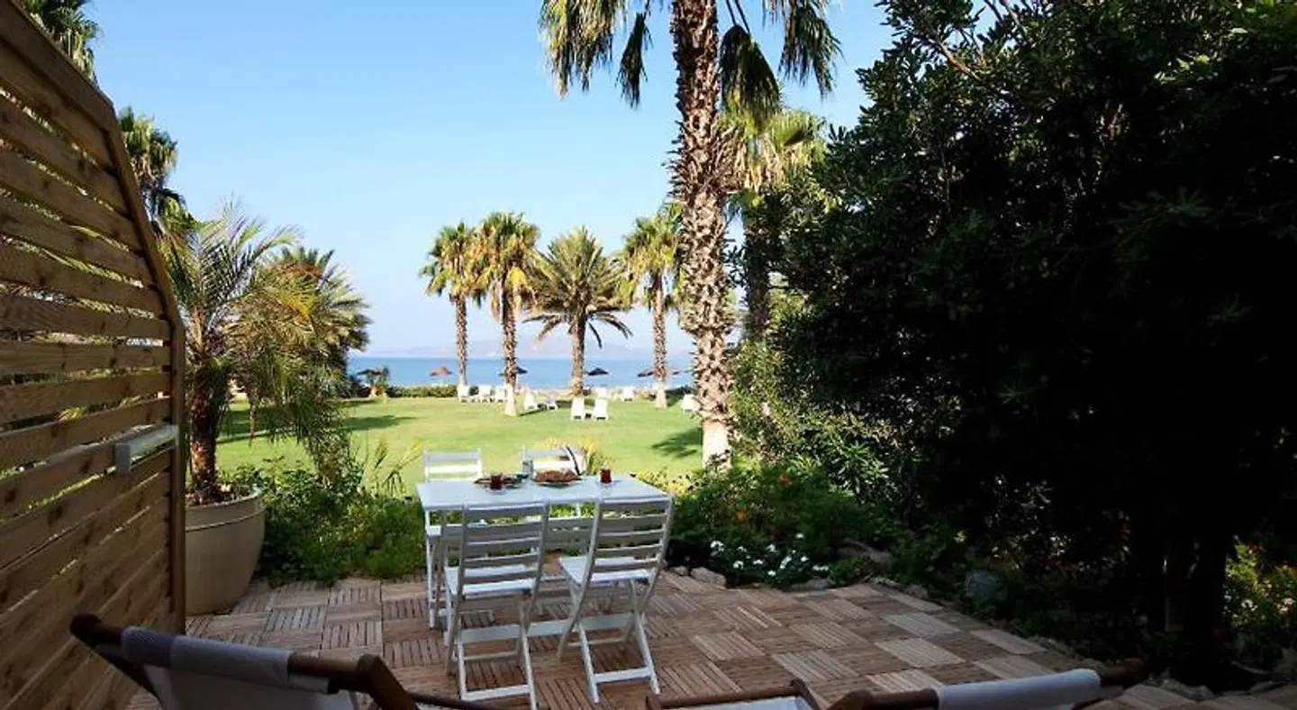 Golden Key Hisarönü Terrasse