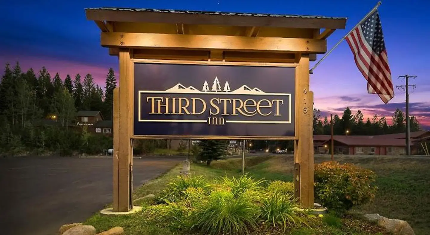 Third Street Inn EXTERIOR
