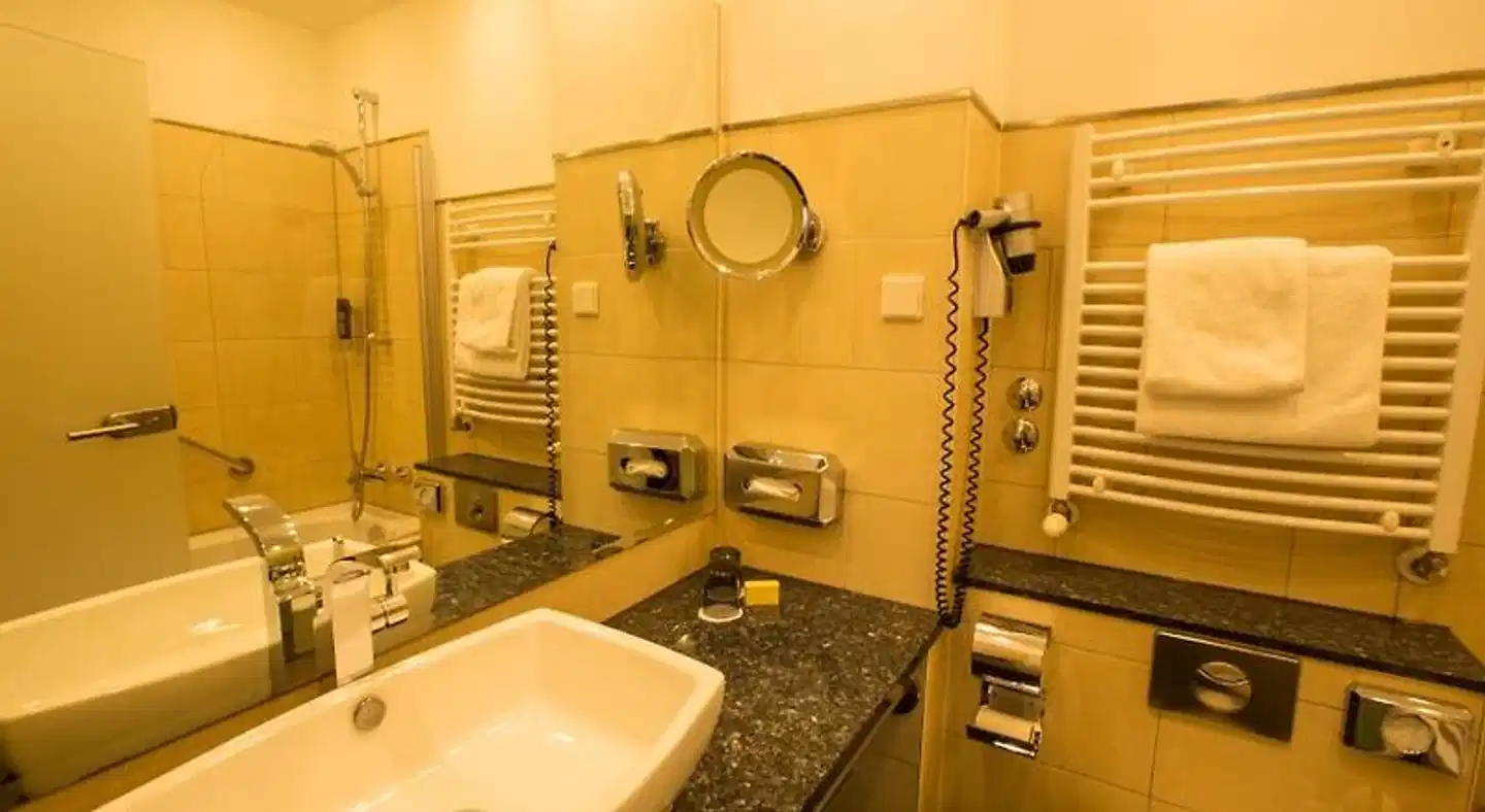 Top Hotel Hammer - Mainz City Badezimmer