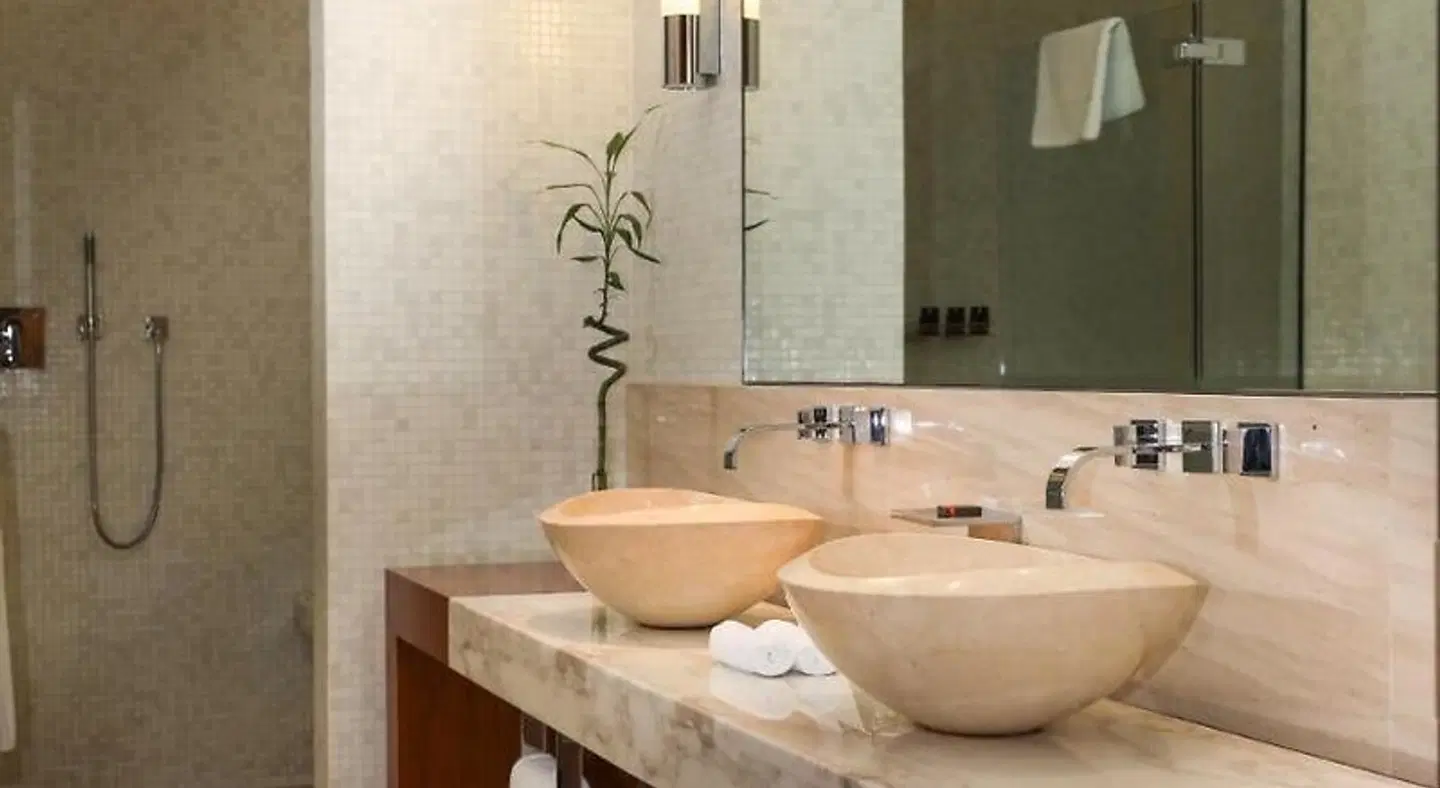 The Airport Hotel -Transit Only Badezimmer