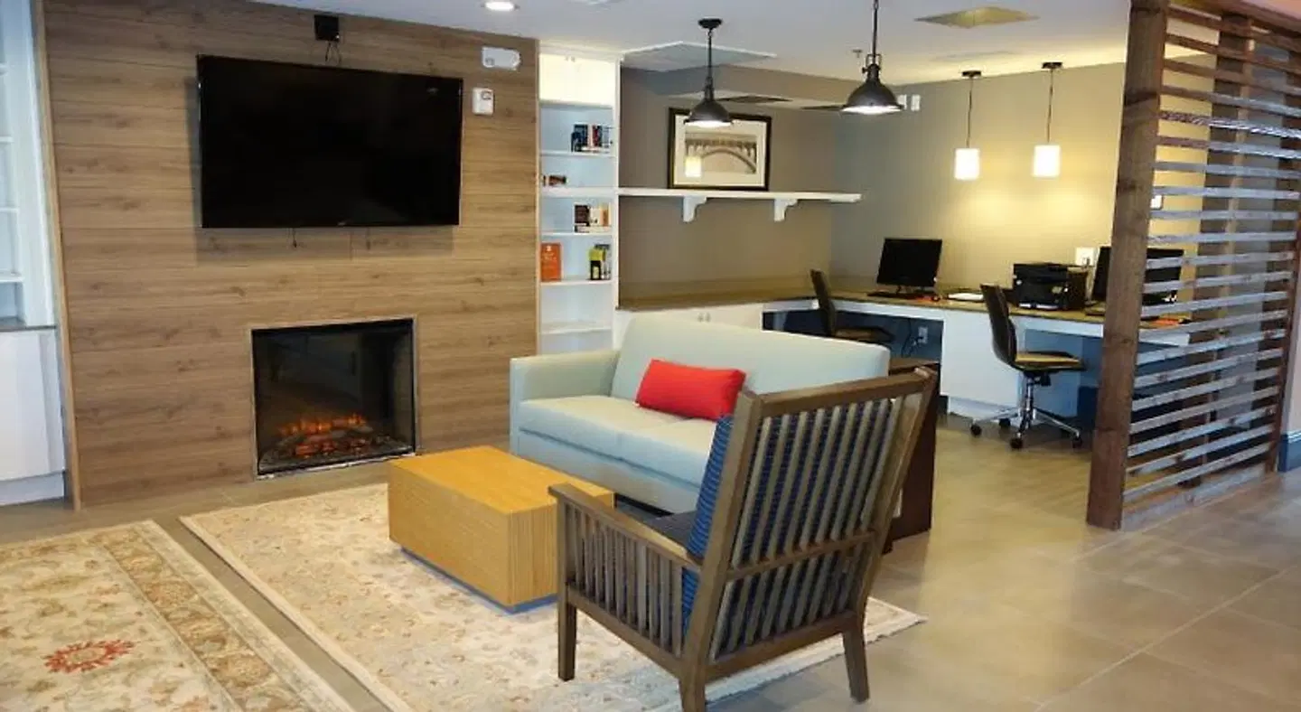 Quality Inn & Suites Houston Westchase-Westheimer LOUNGE_LOBBY