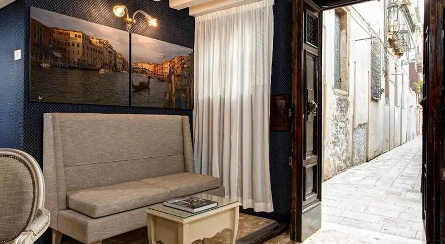 GKK Exclusive Private Suites Ca' Arco Antico ROOM_EXAMPLE