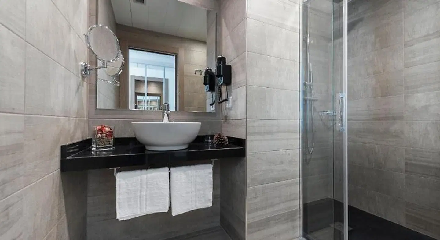 Suite Home Sardinero Badezimmer