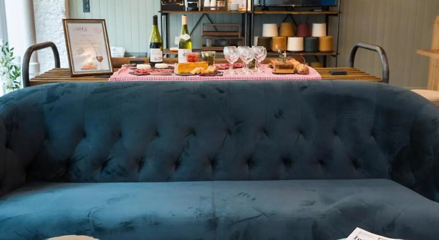 Hôtel Silky by HappyCulture Hallenbad