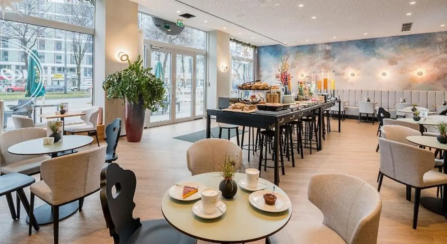 KOOS Hotel&Apartments Bar