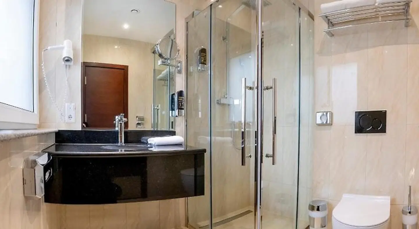 Palast Hotel Badezimmer