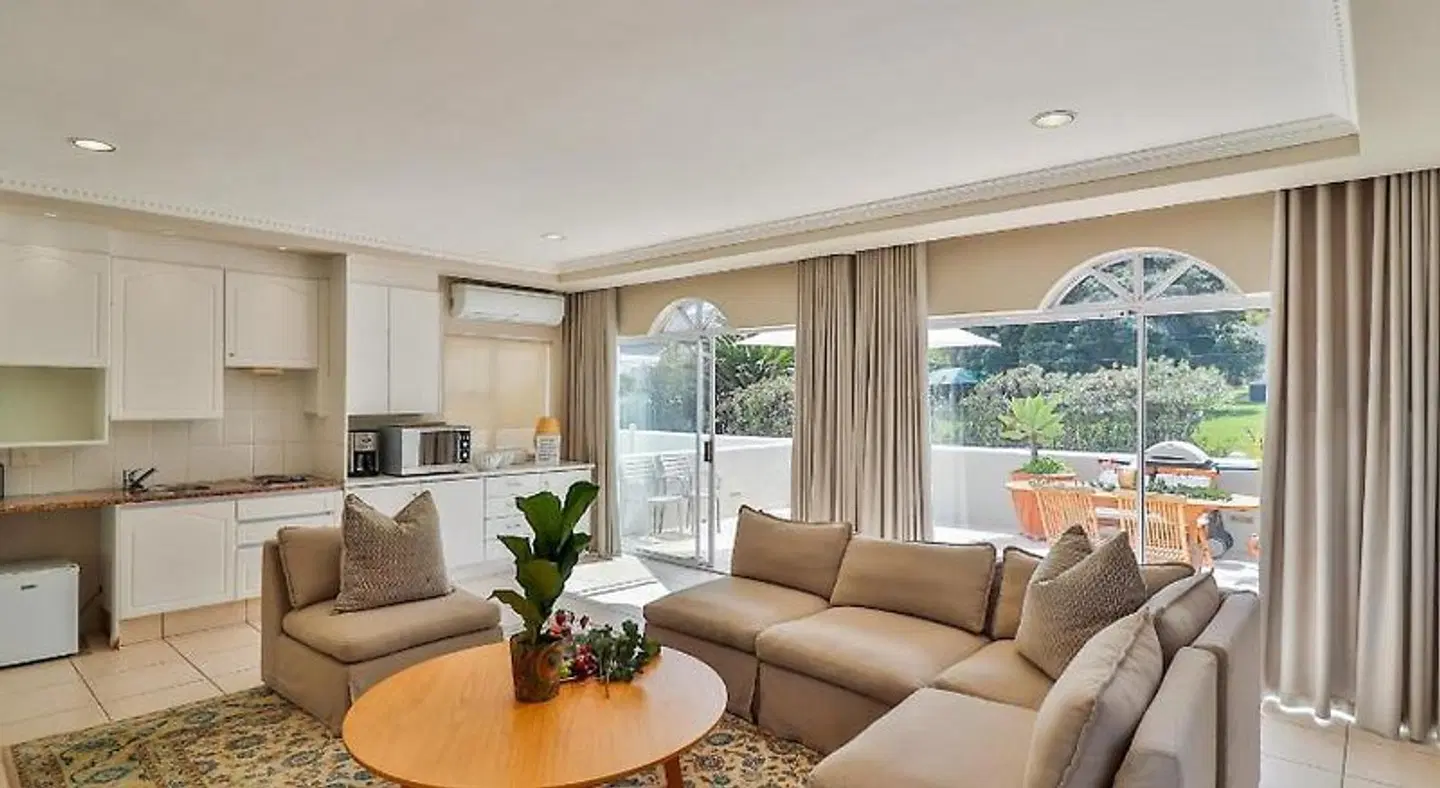 Hermanus Beachfront Lodge LOUNGE_LOBBY