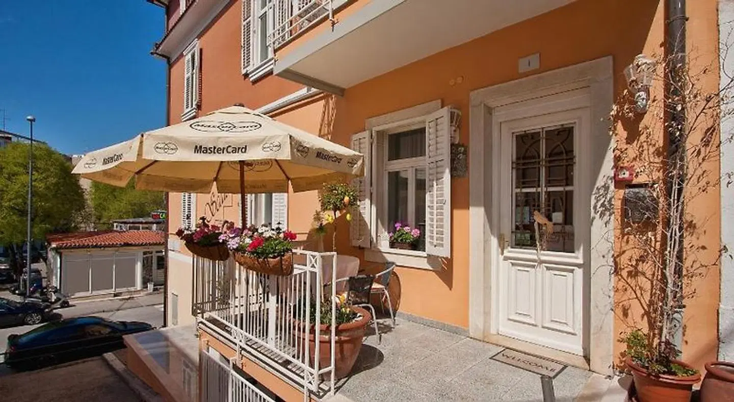 Scaletta Terrasse