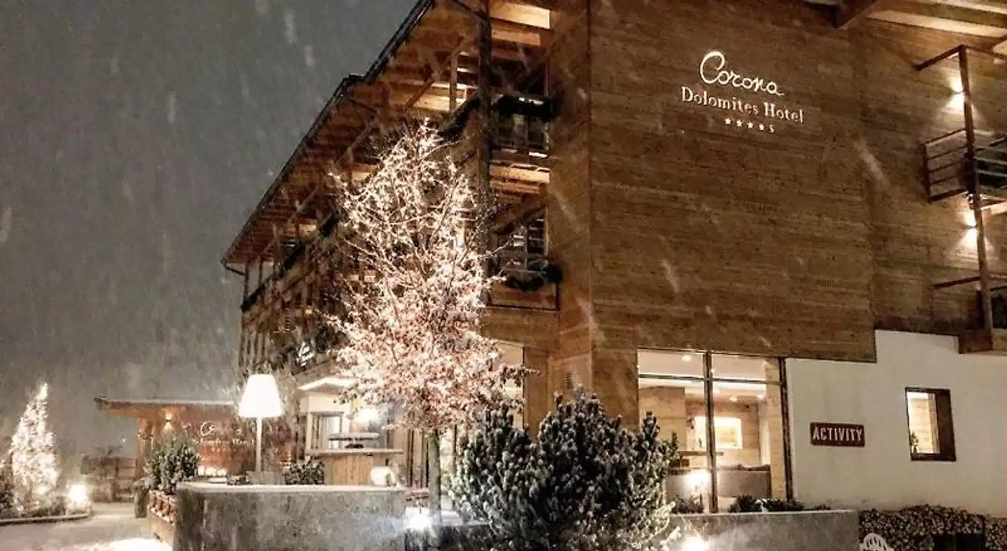 Corona Dolomites Hotel Lobby