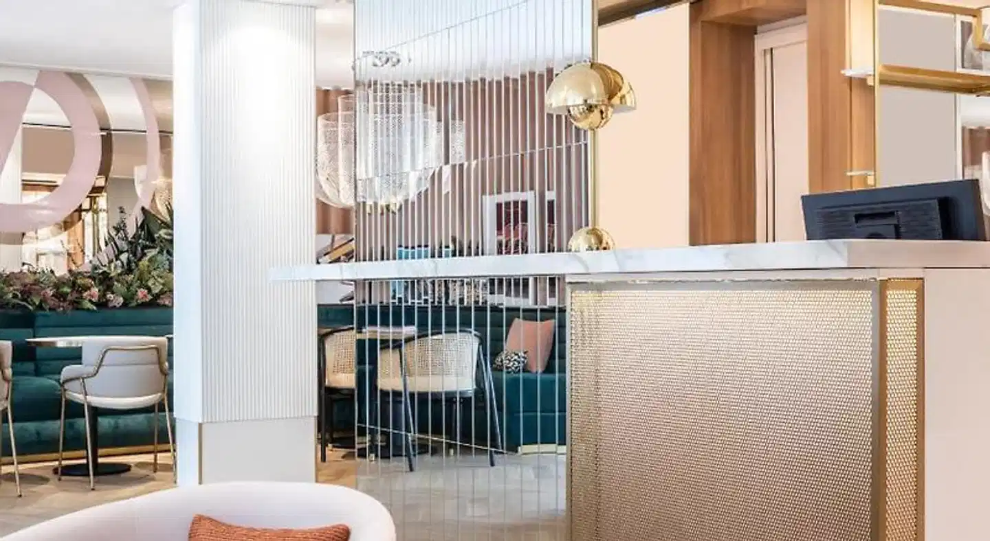 Hôtel Parisianer Badezimmer