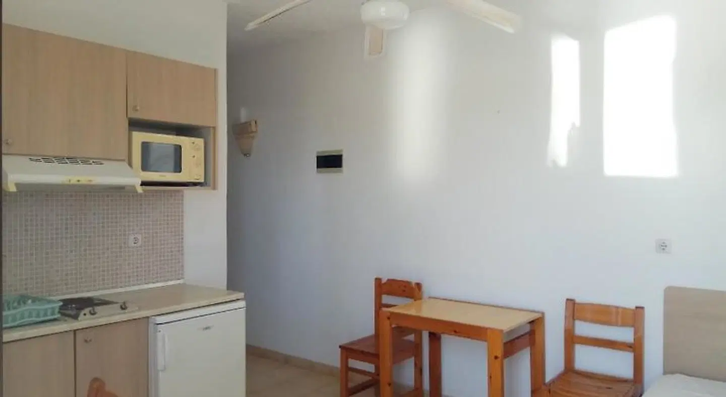 Kyriakos Studios ROOM_EXAMPLE