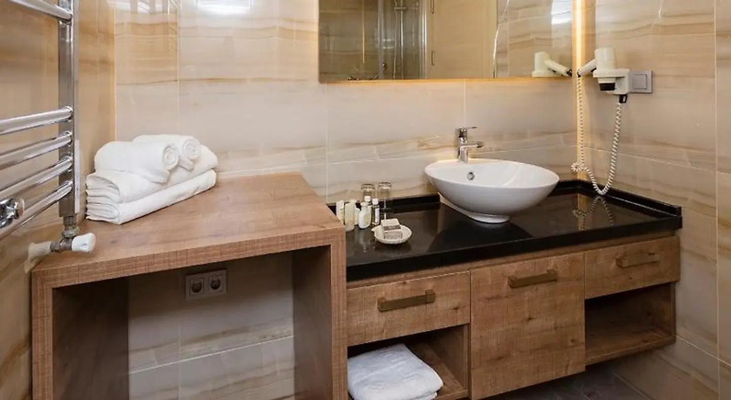 PRINCESS RESIDENCE APART HOTEL Badezimmer