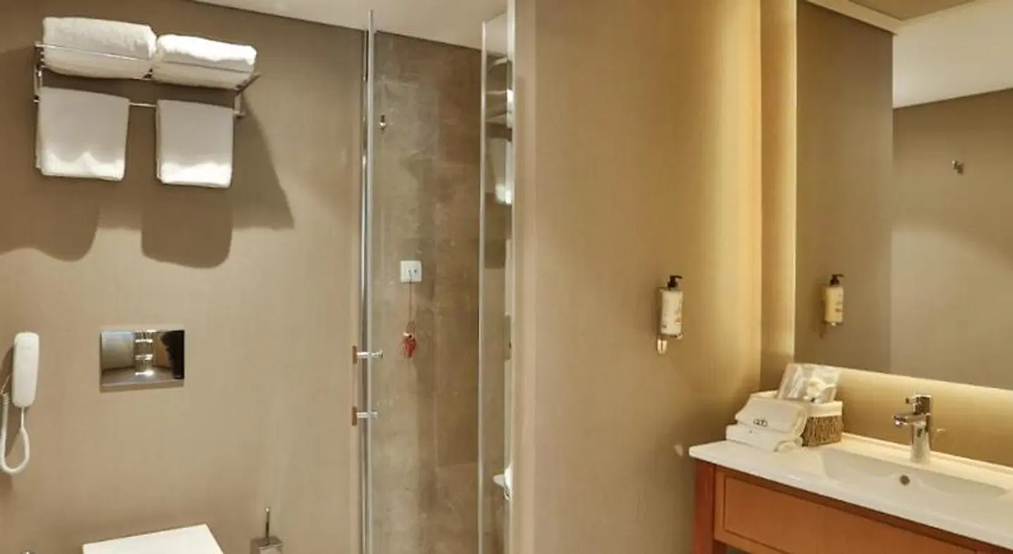 Ada Suites Nisantasi Badezimmer
