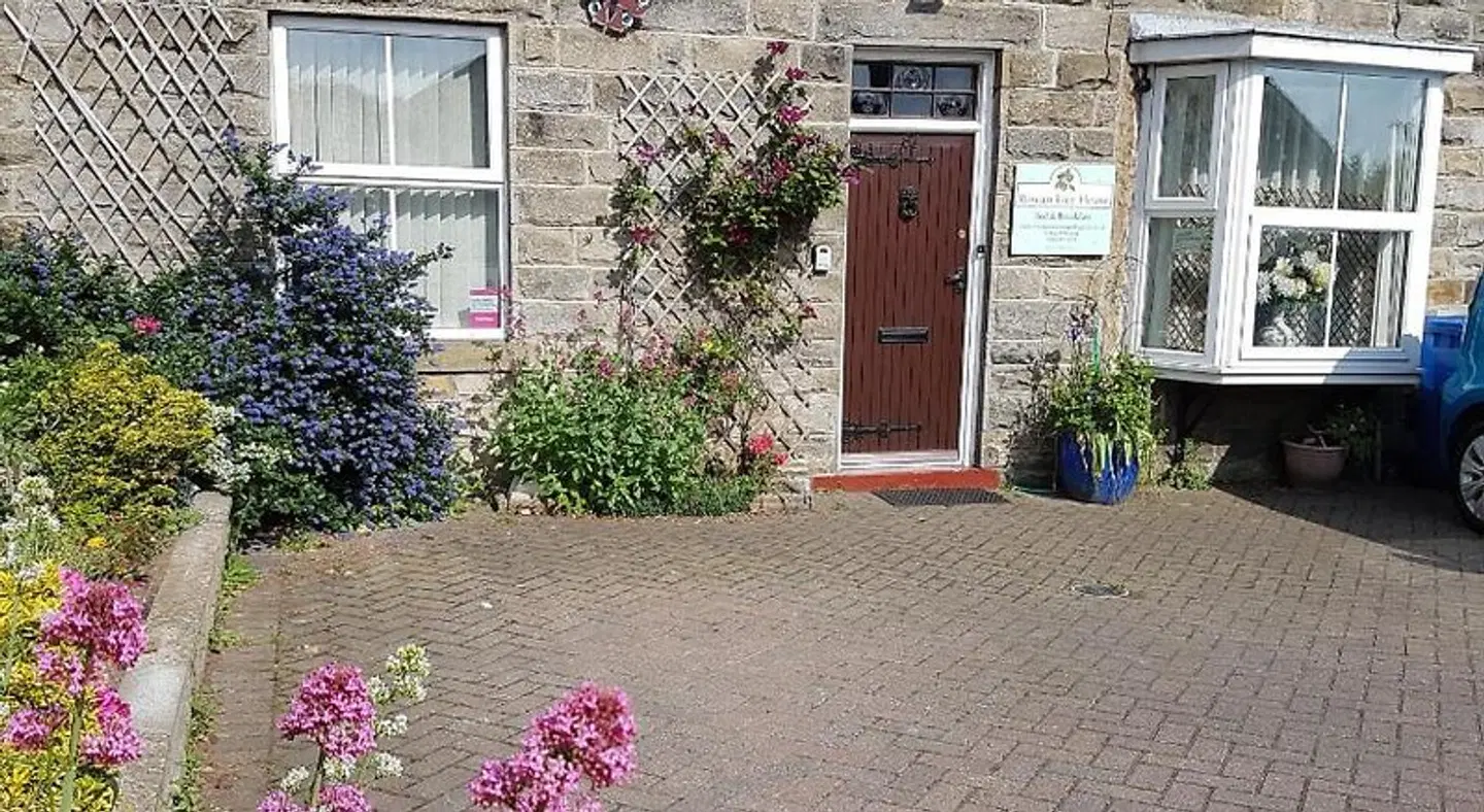 Rowan Tree House B&B EXTERIOR