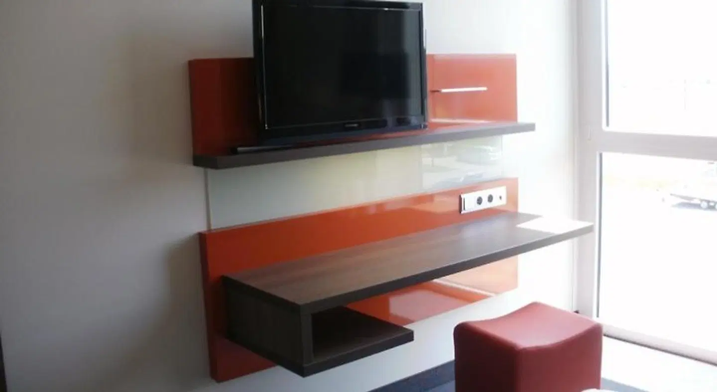 IQ ROOM_EXAMPLE