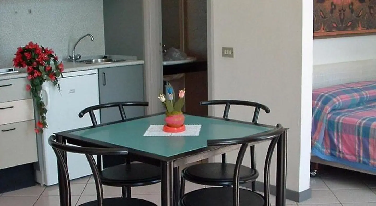 Holiday Residence ROOM_EXAMPLE