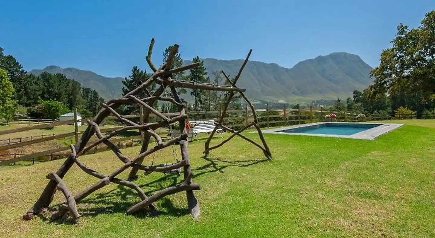 High Season Farm Self Catering Cottages Sport und Entertainment