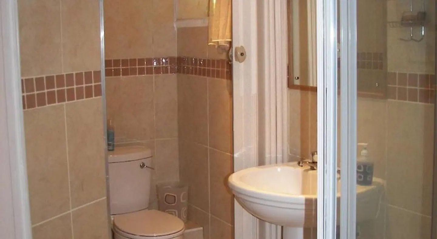 Aurora Guest Units Badezimmer