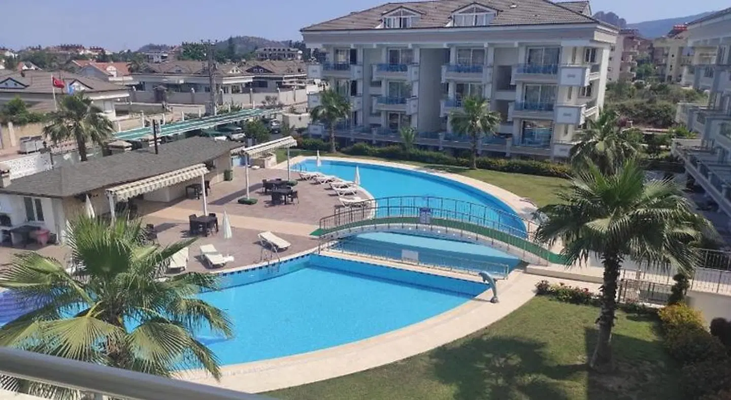 Tebriz Apart OUTDOOR_POOL