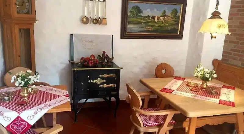Gastgeb – Hotelfoto