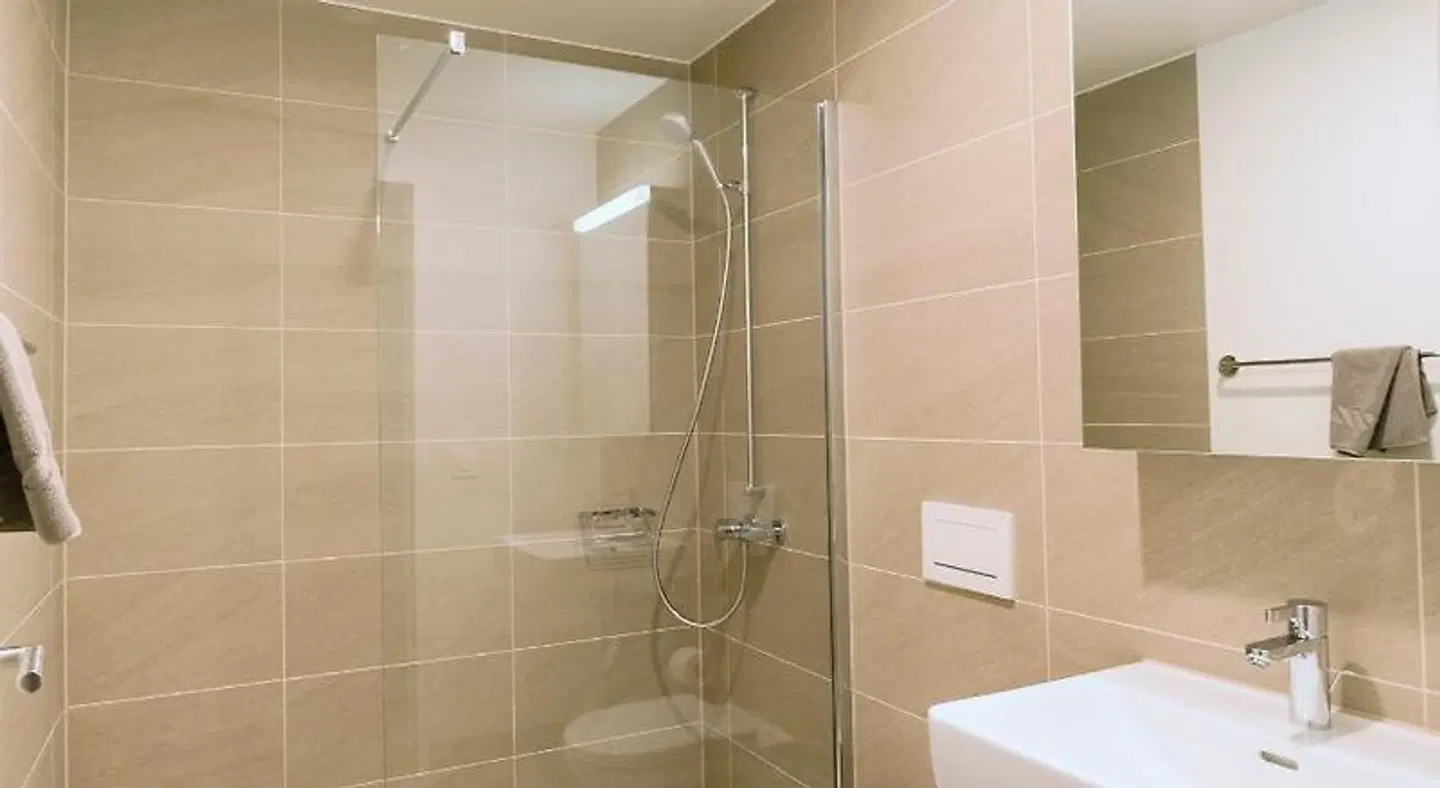 Hitrental Messe Apartments Badezimmer