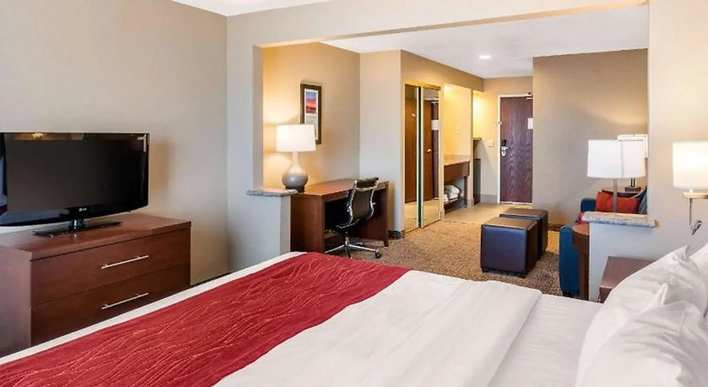 Comfort Inn Lathrop ROOM_EXAMPLE