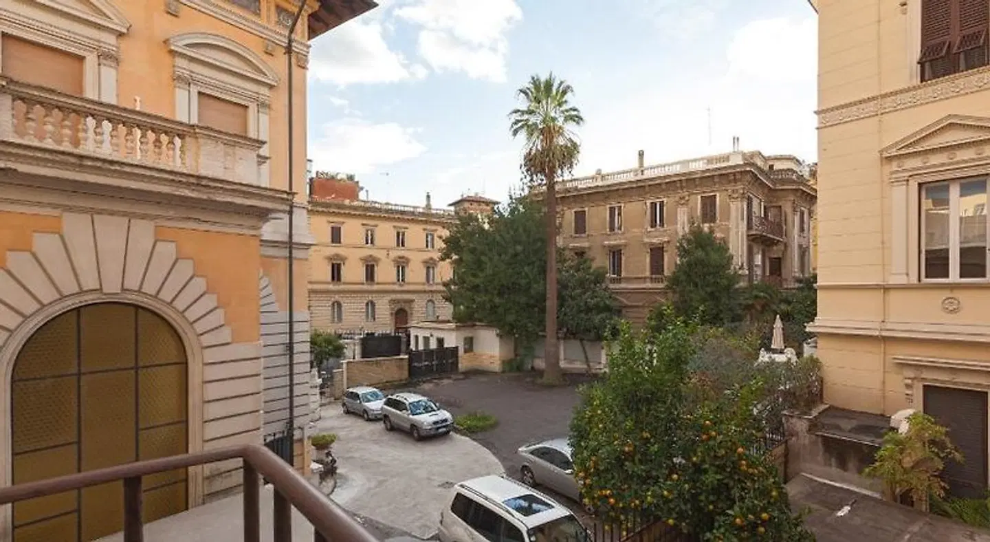 Vatican Domus EXTERIOR