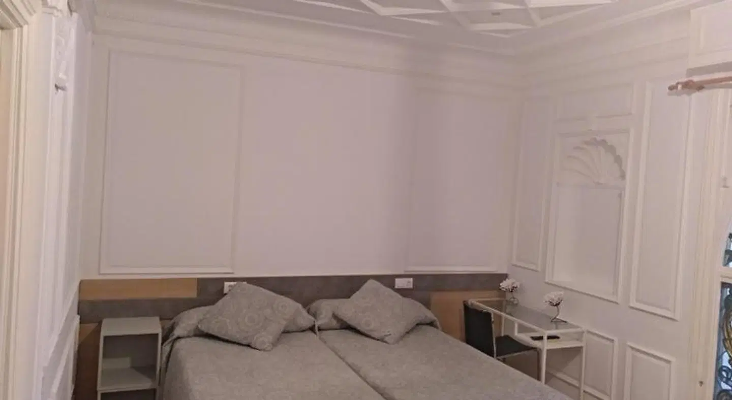 Hostal Rioja Condestable ROOM_EXAMPLE