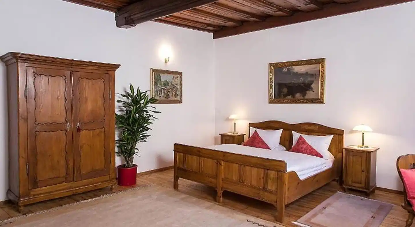 Restaurant Dicker Mann Hotel zum Blauen Krebs Wohnbeispiel