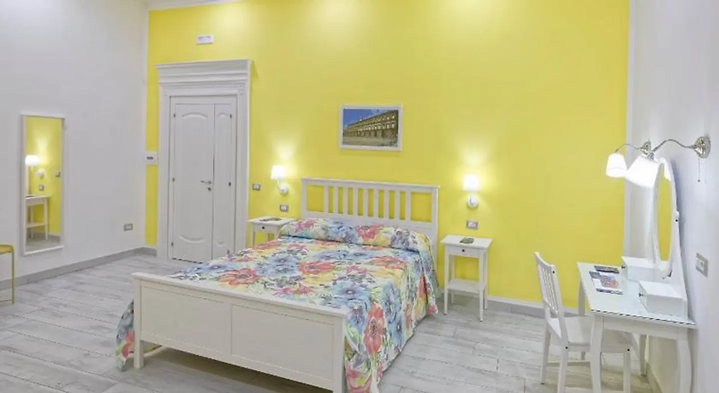 B&B Rest a Napoli ROOM_EXAMPLE