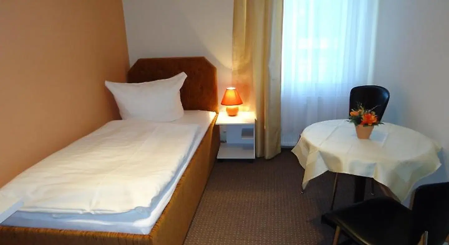 Pension Dresdener Panorama ROOM_EXAMPLE