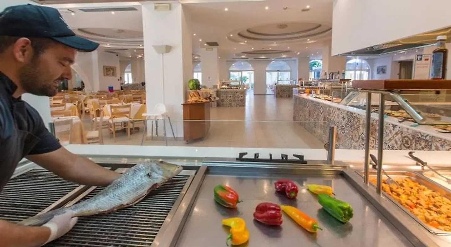 Sun Palace Hotel Restaurant