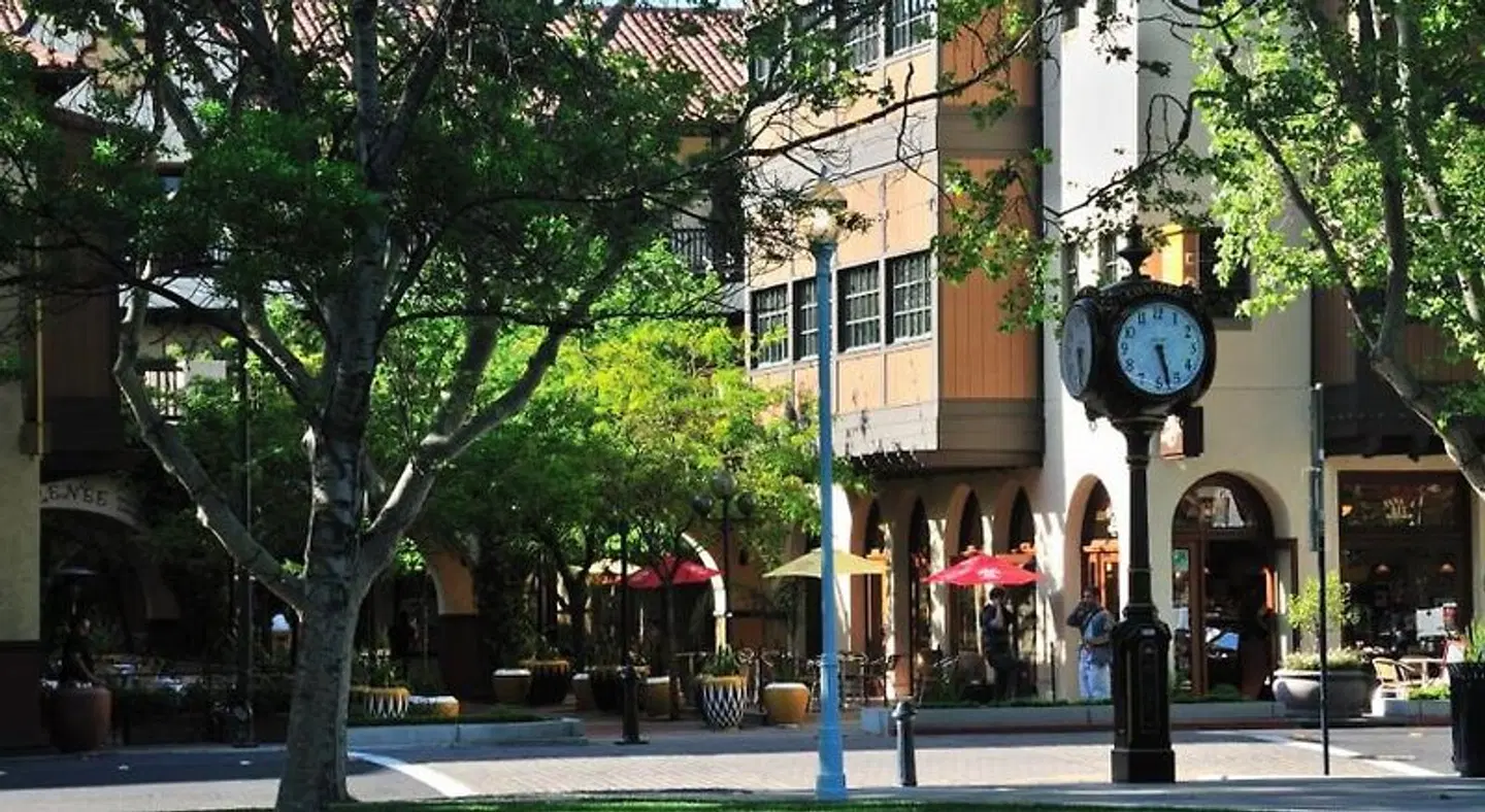 Premier Inns Concord EXTERIOR