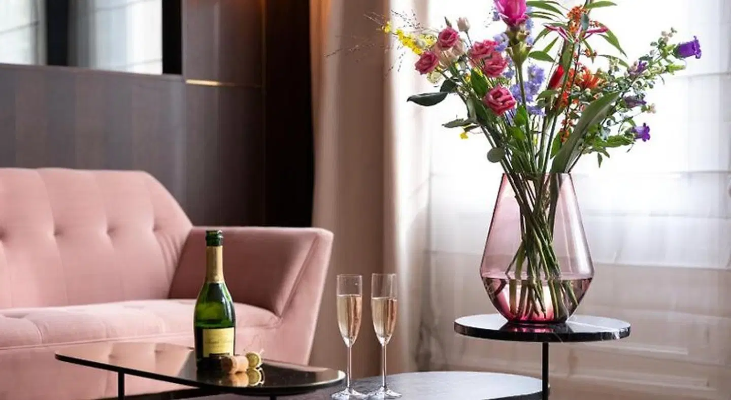 Spinoza Suites Restaurant