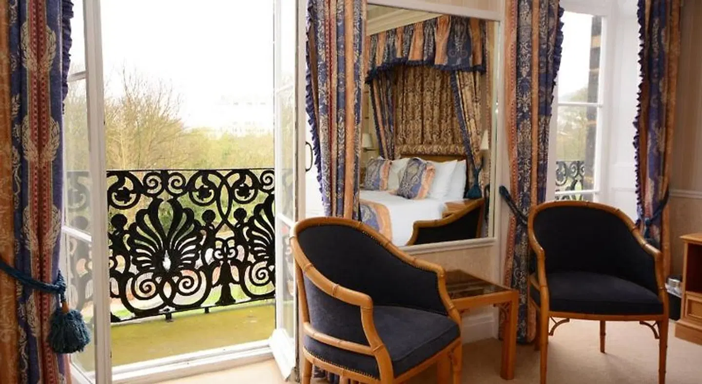 The Crescent Hotel ROOM_EXAMPLE